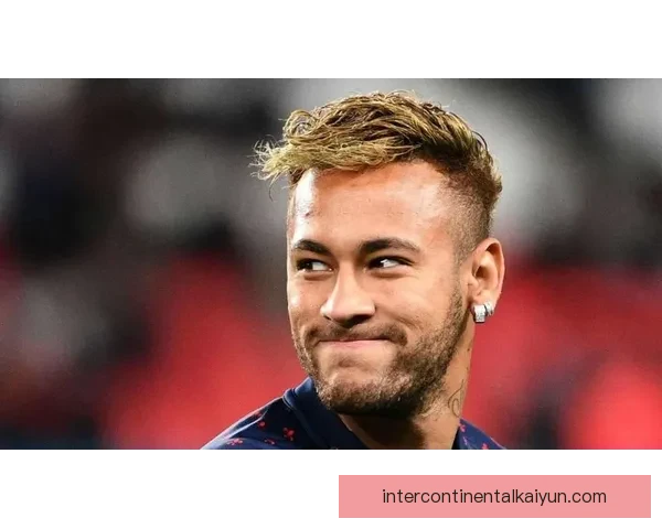 内马尔巅峰时刻展现出持续提升的竞技状态与个人魅力