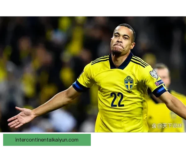 哈兰德在球队中锋位置上的争议与表现持续引发关注